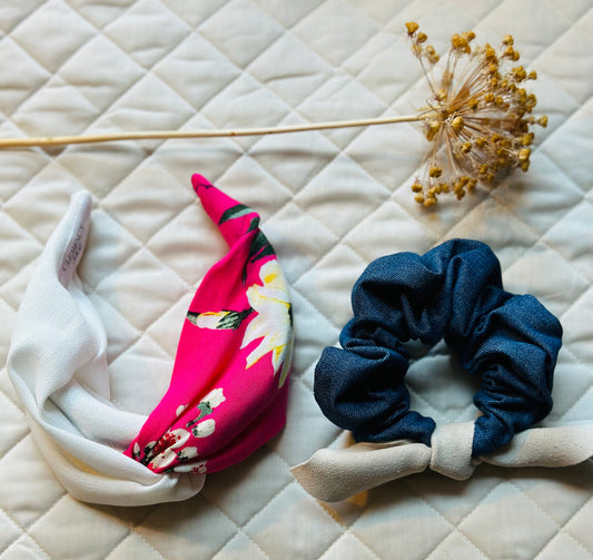 Gift sets: pink floral with denim scrunchie