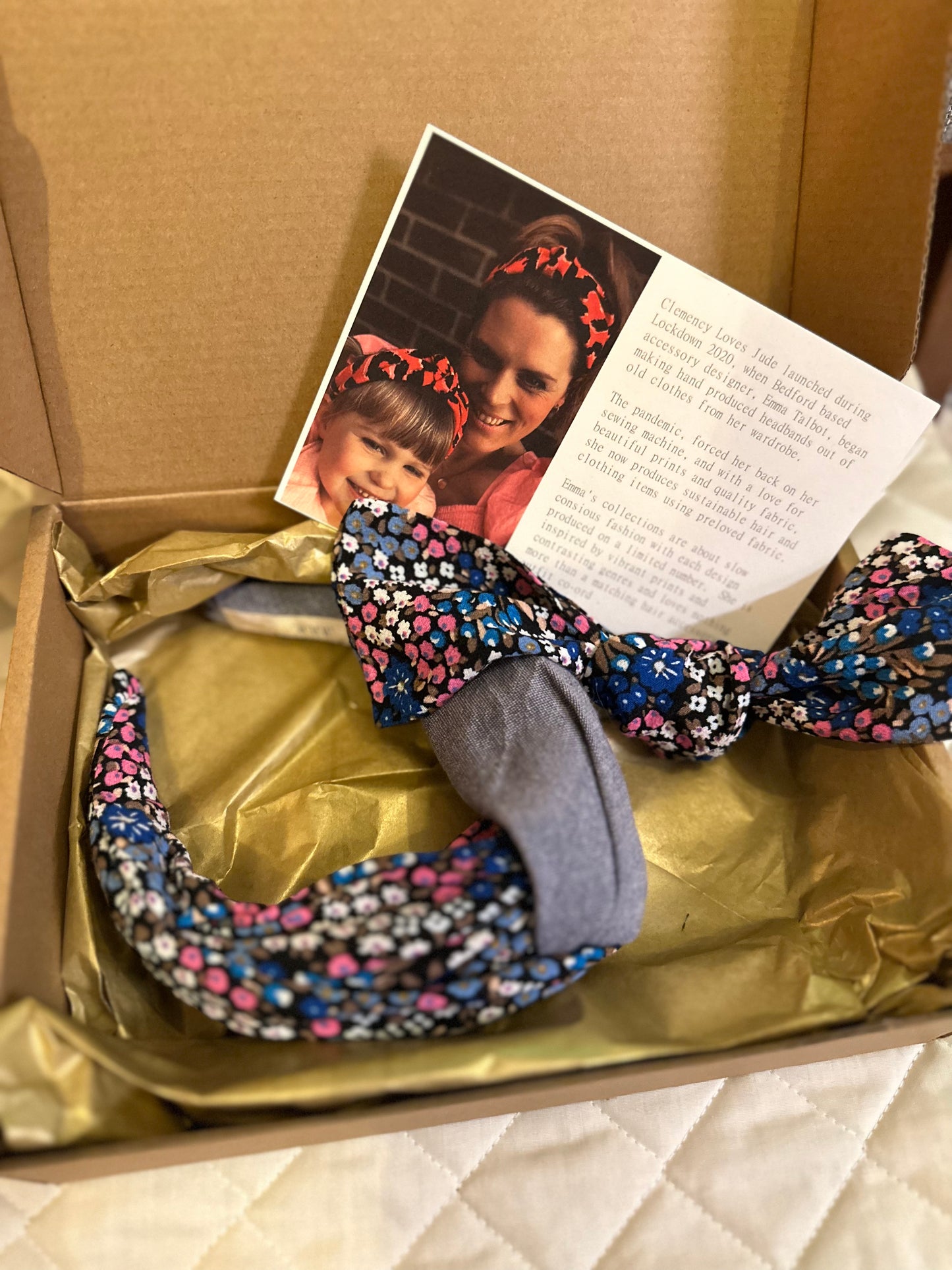 Gift sets: Blue and pink floral set