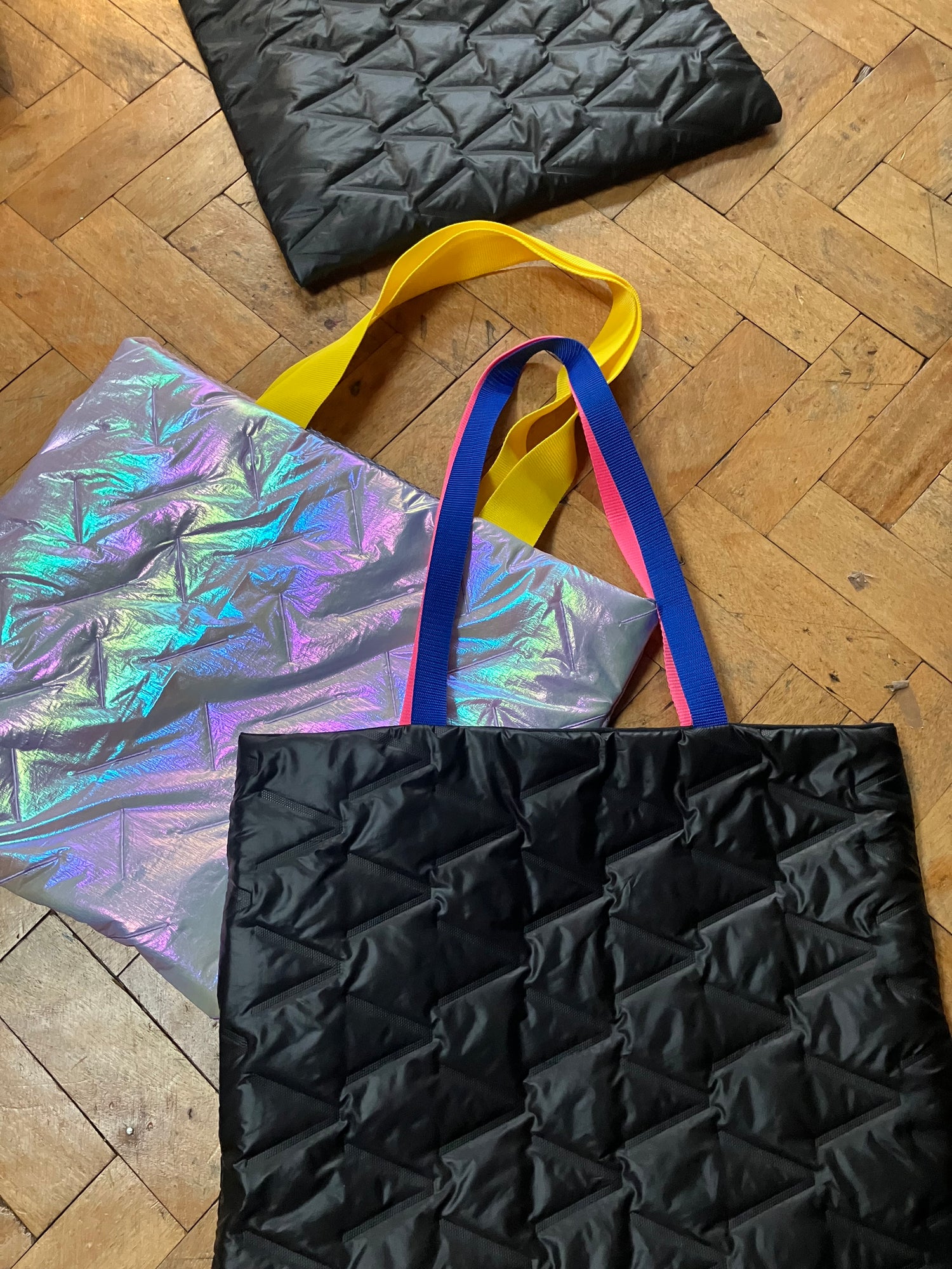 Quilt padded tote bags