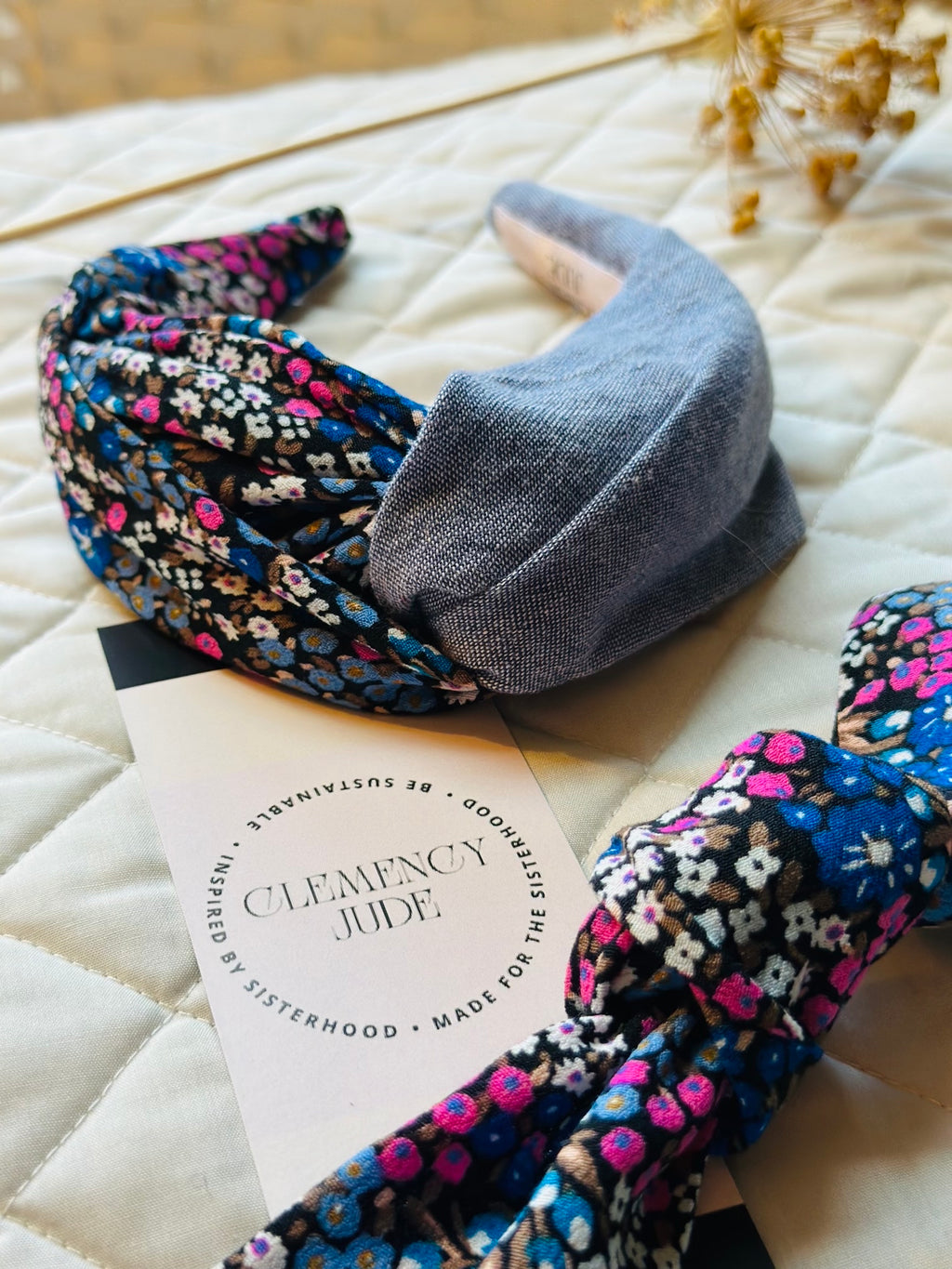 Gift sets: Blue and pink floral set