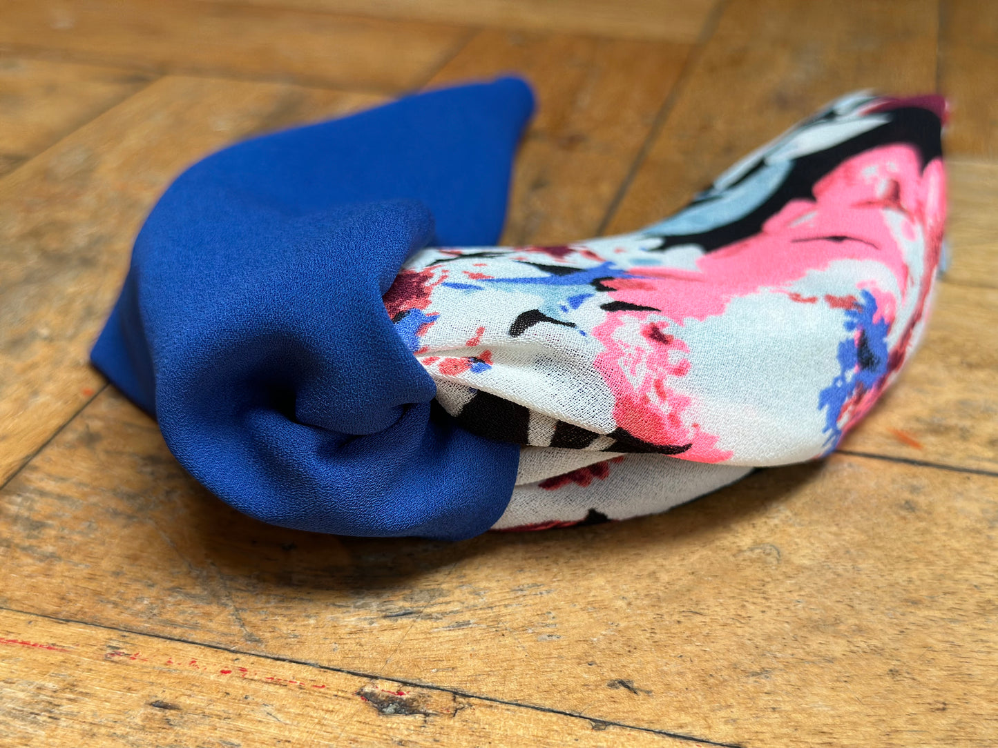 Neon pink and blue floral turban-twist with blue mix