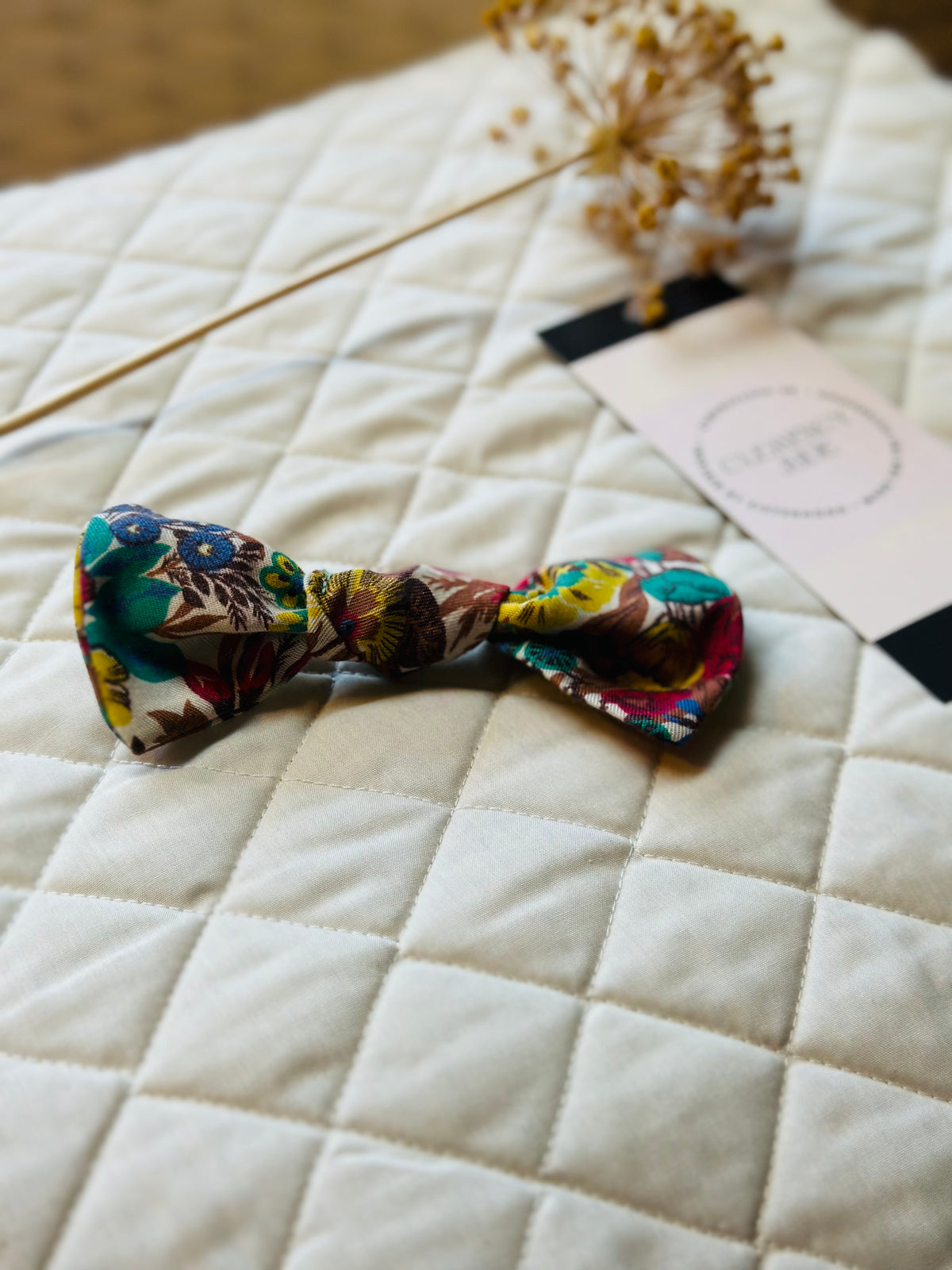 Single fabric bow floral mustard green and red