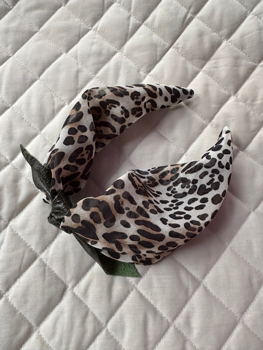 Leopard print leather green bow style band