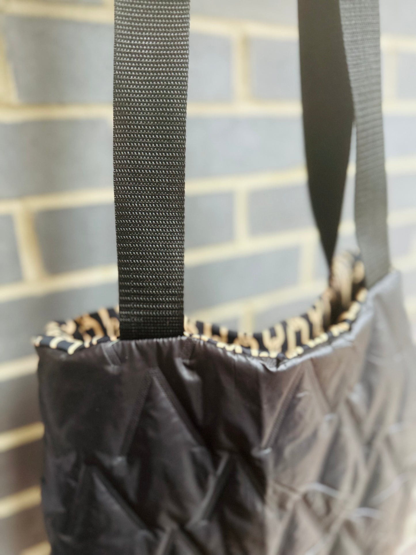 Black puffa quilt tote bag